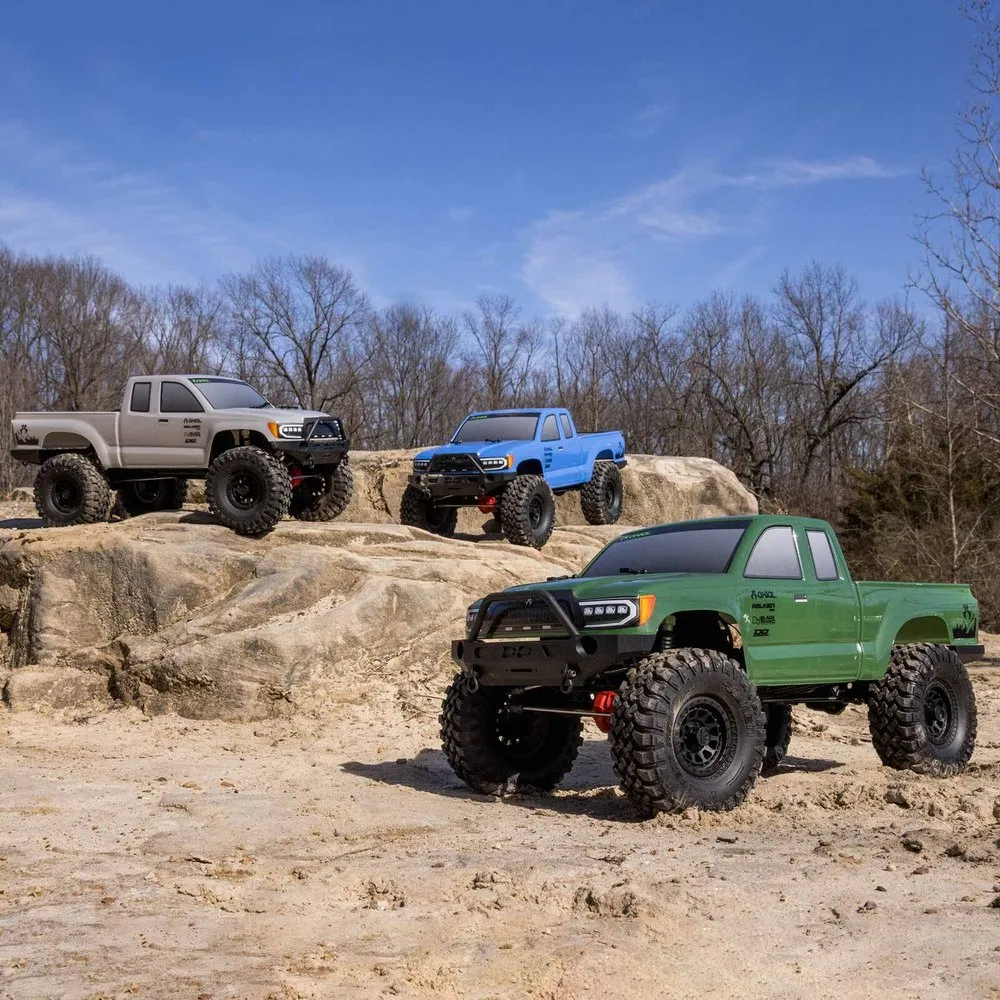 Axial SCX10 III Base Camp Remote Control Car - Image 15